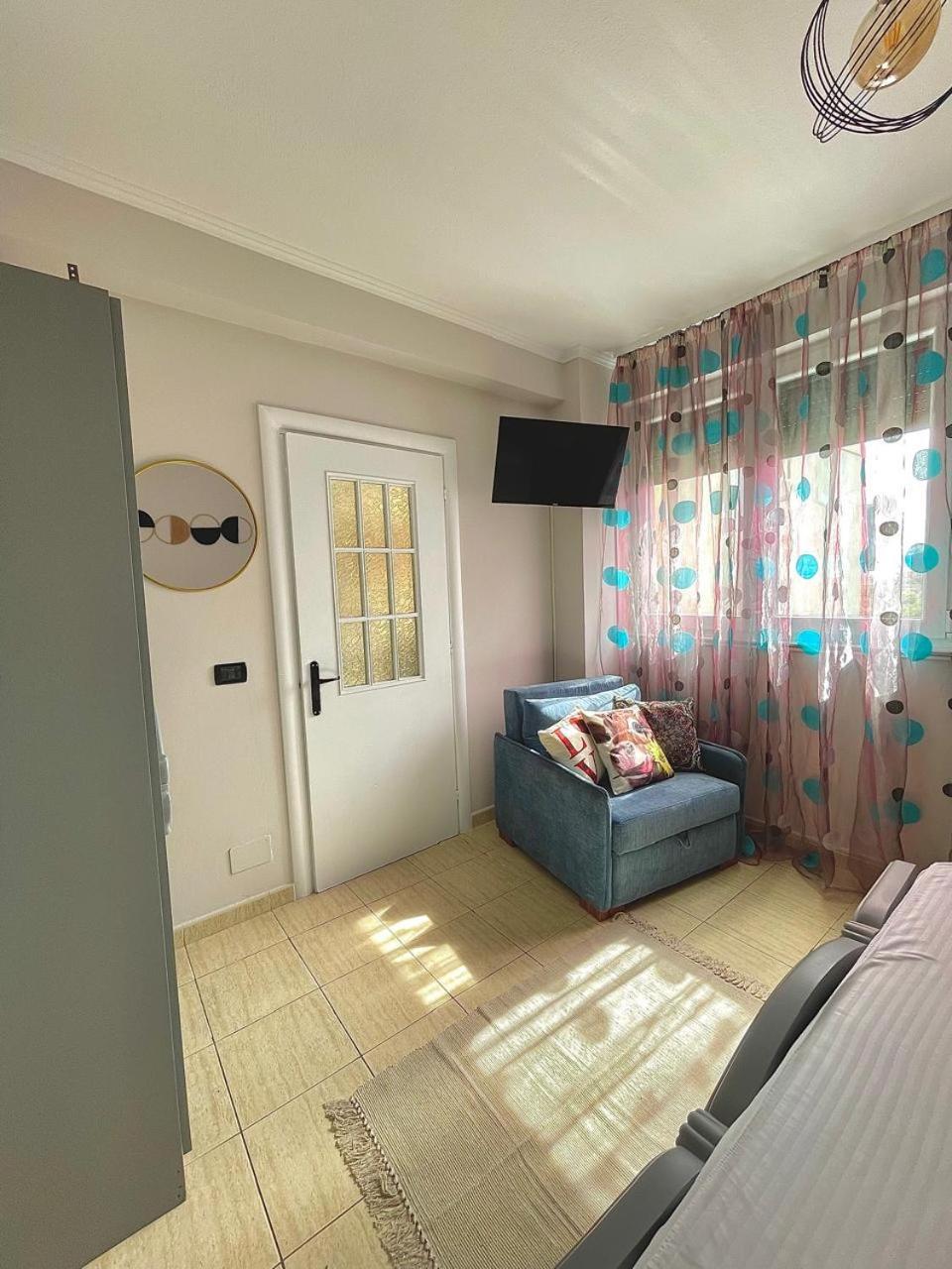 Flex Apartment Tiranë Ngoại thất bức ảnh